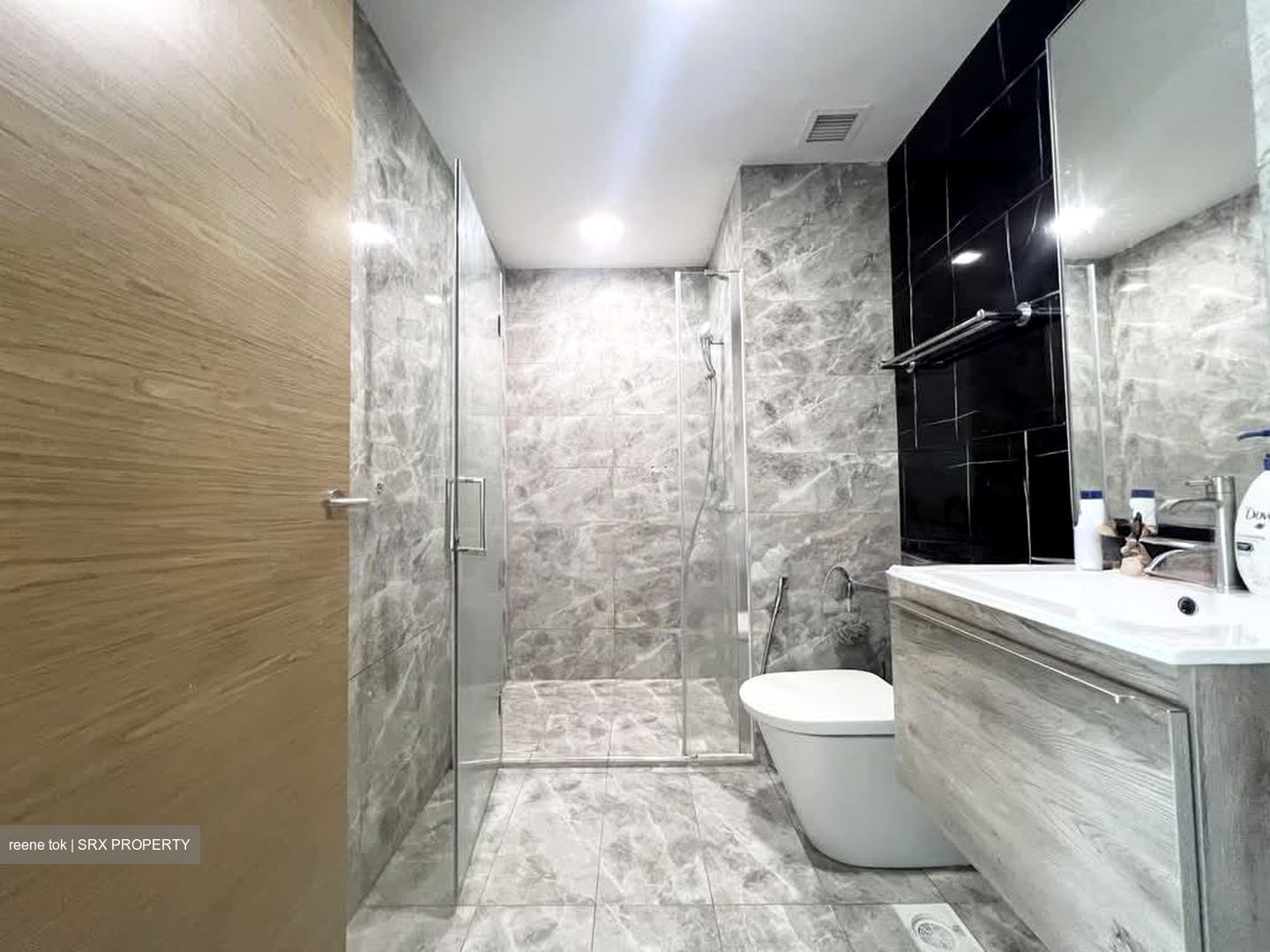 The Santorini (D18), Condominium #566491161